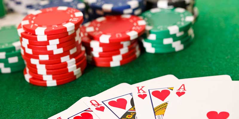 Những thuật ngữ cần nắm rõ để áp dụng mẹo chơi poker